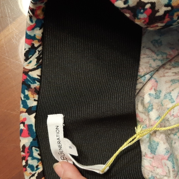 NWT BCBGENERATION mini skirt - Picture 7 of 10
